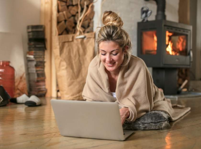 Working from home with Ecofan on wood stove